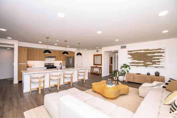 Eddy Redondo Residences - Redondo Beach California 